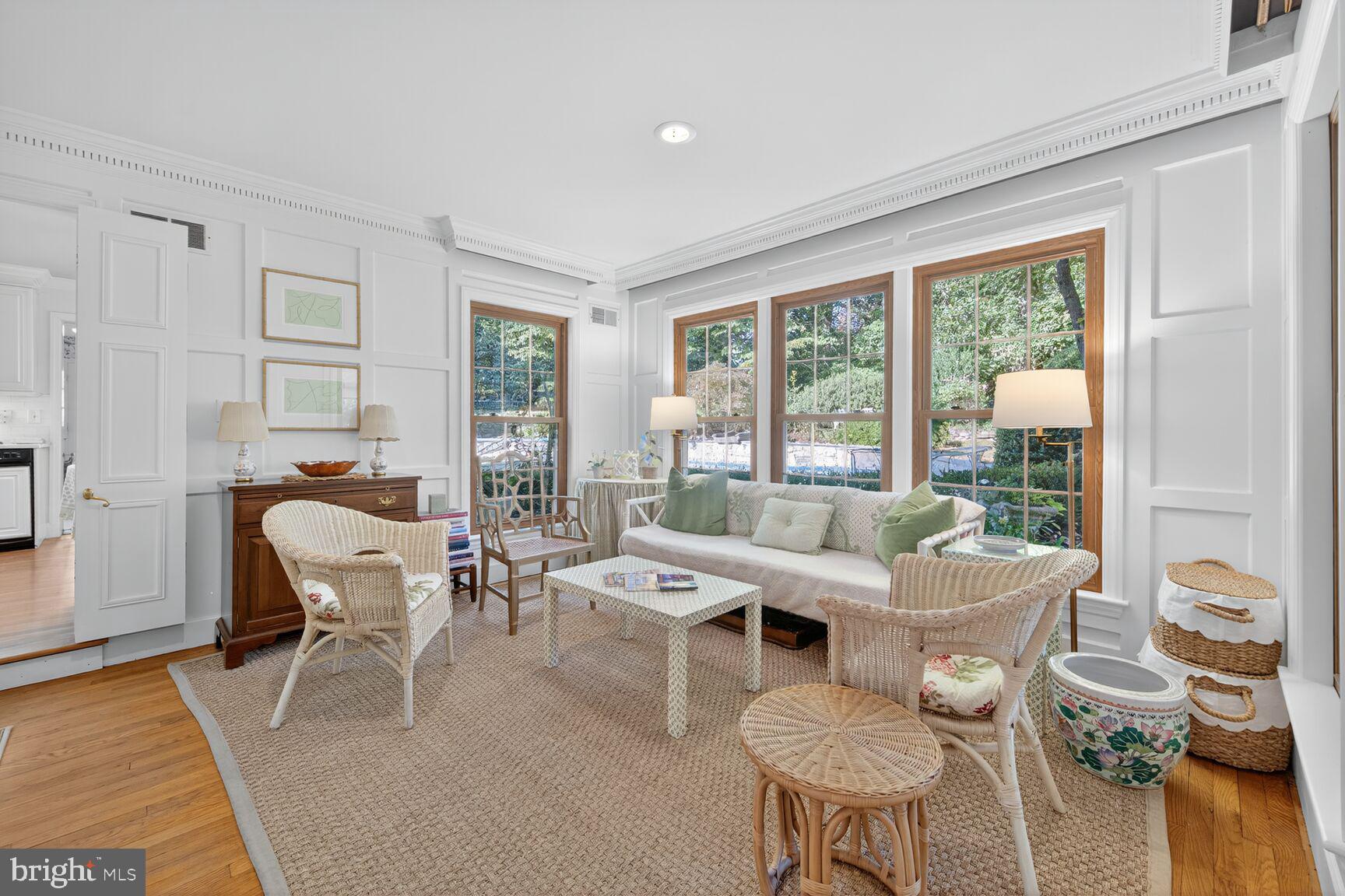 BANNOCKBURN ESTATES - Residential