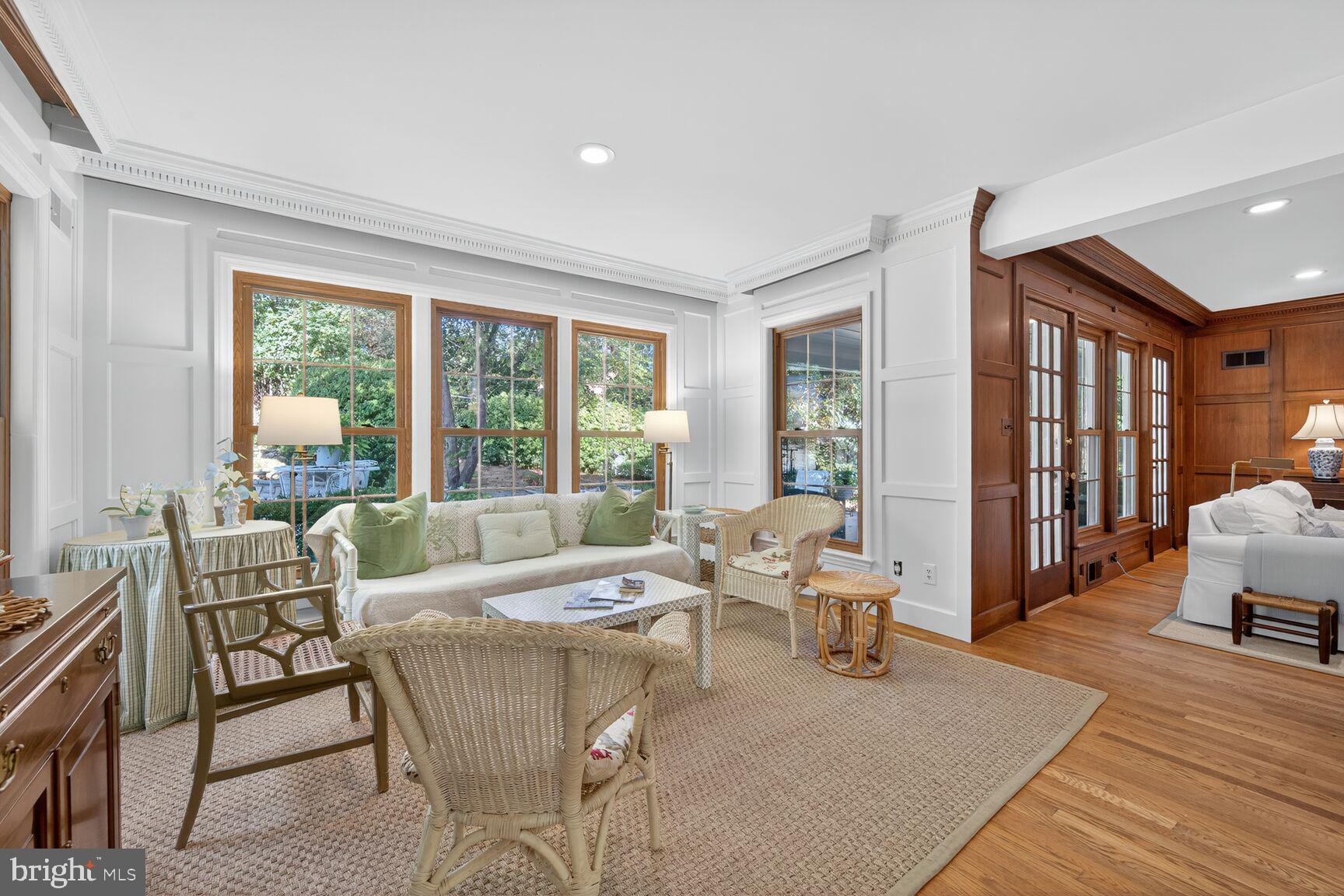 BANNOCKBURN ESTATES - Residential