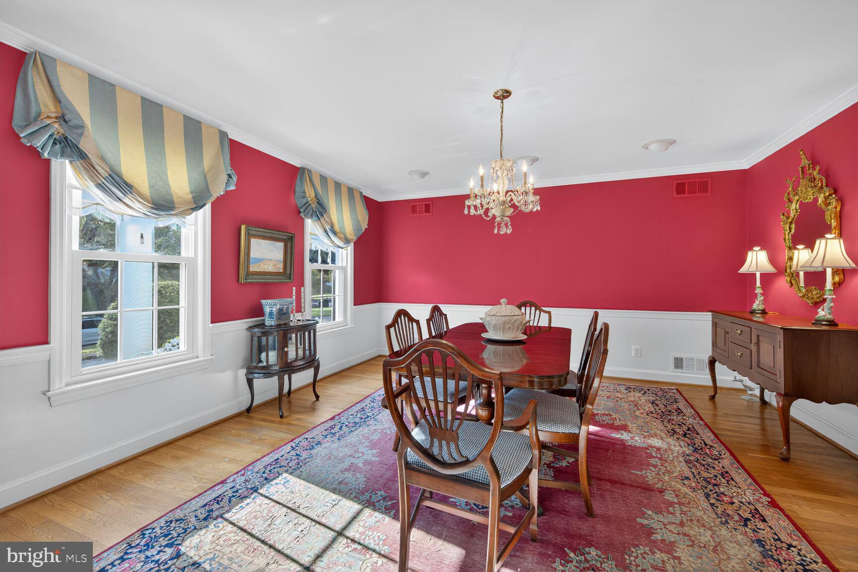 BANNOCKBURN ESTATES - Residential