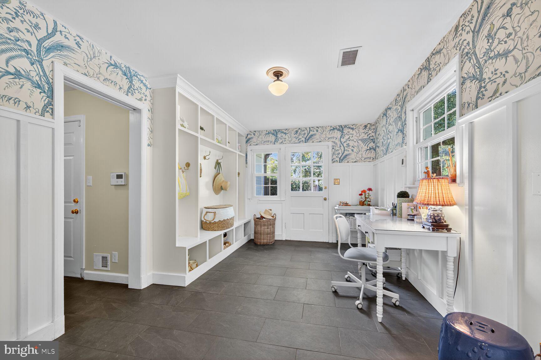 BANNOCKBURN ESTATES - Residential