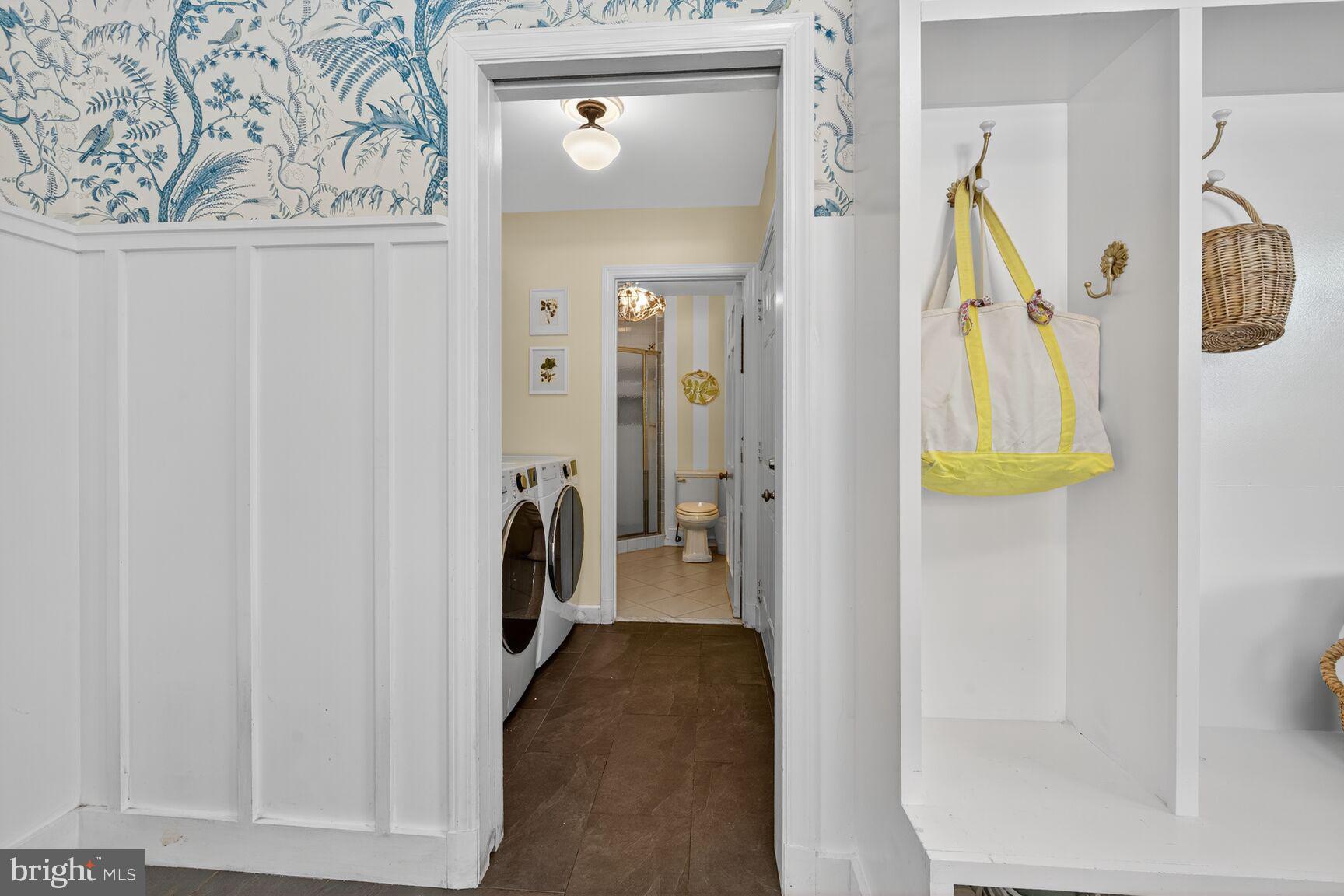 BANNOCKBURN ESTATES - Residential