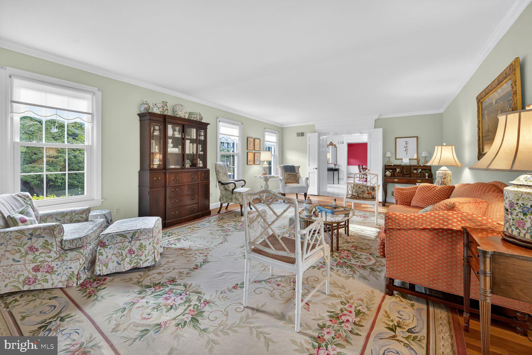 BANNOCKBURN ESTATES - Residential