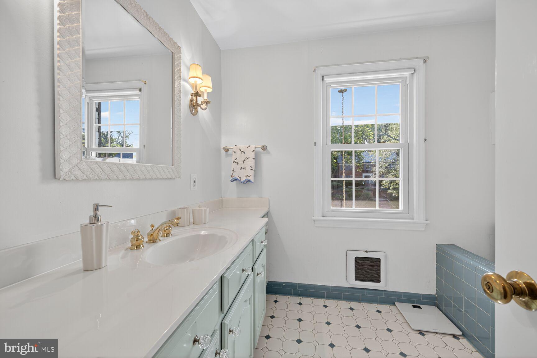 BANNOCKBURN ESTATES - Residential