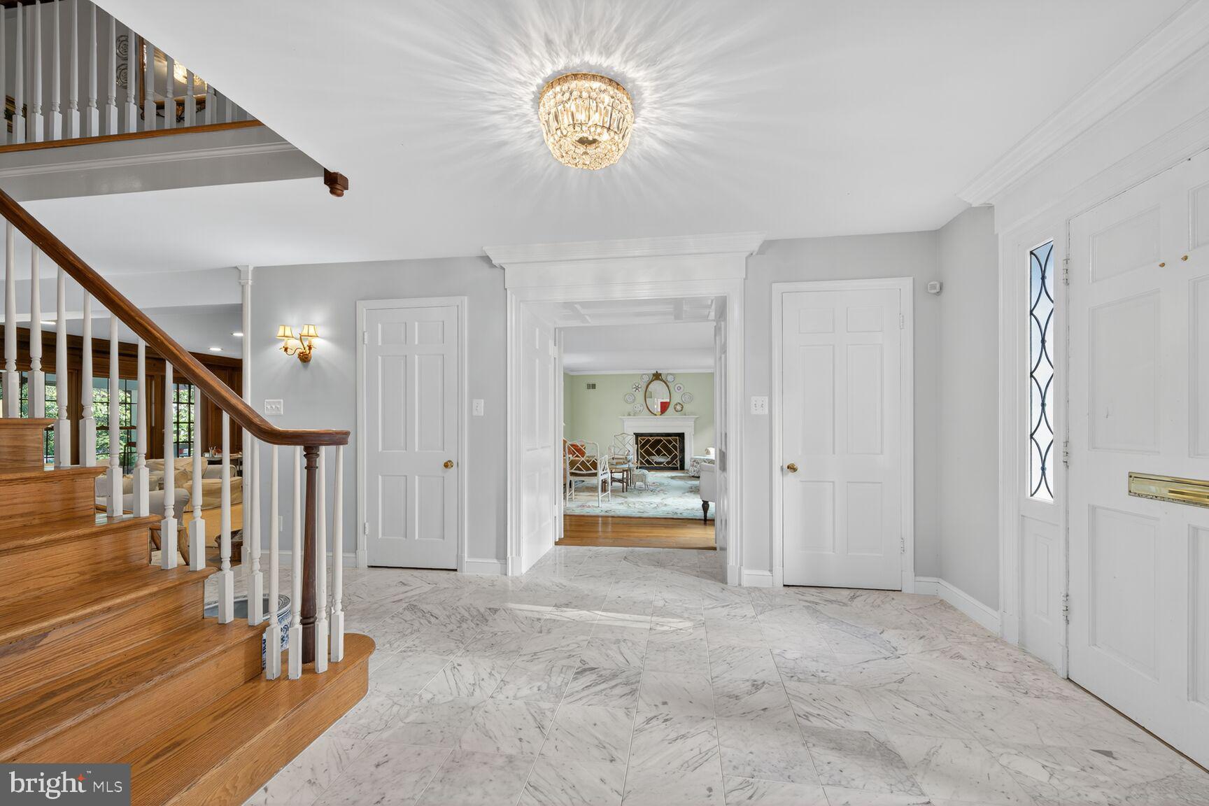 BANNOCKBURN ESTATES - Residential