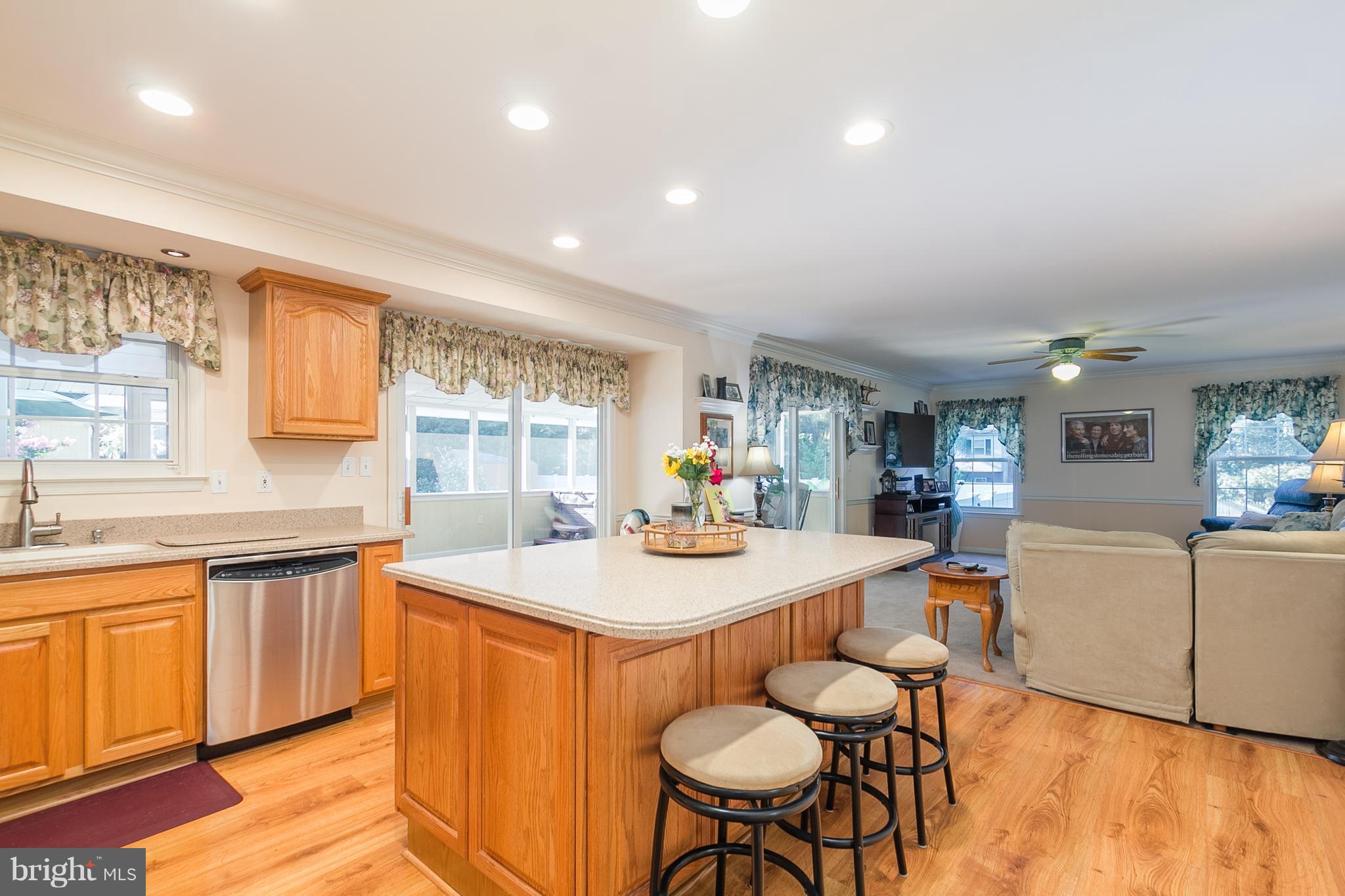 CHELSEA BEACH - Residential