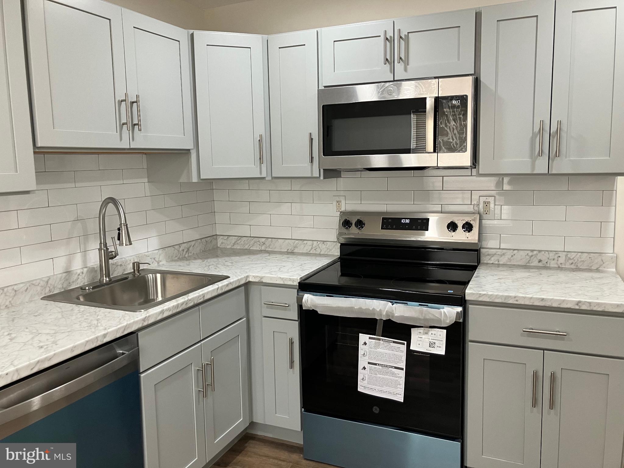 SHARSWOOD - Residential