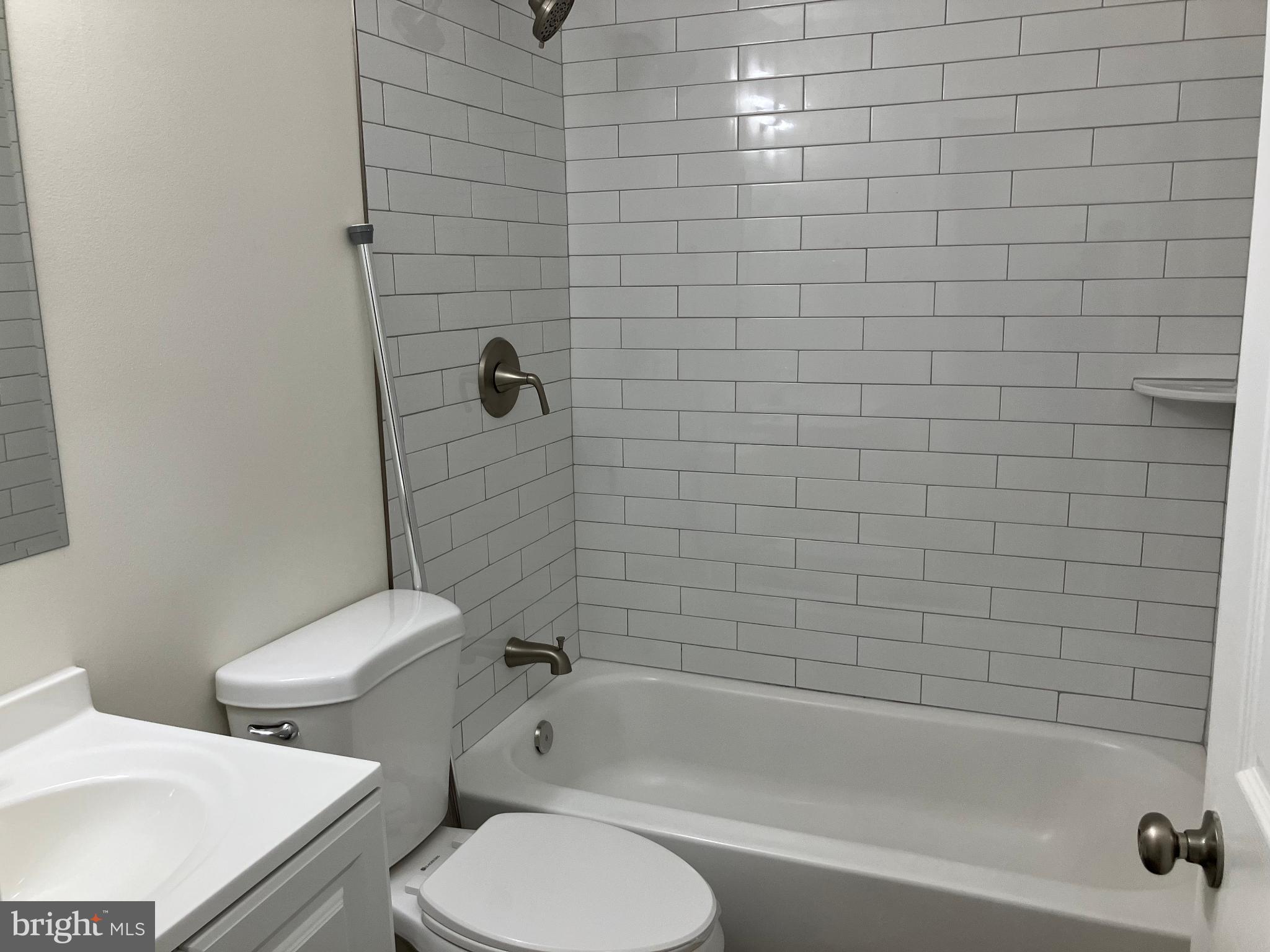 SHARSWOOD - Residential