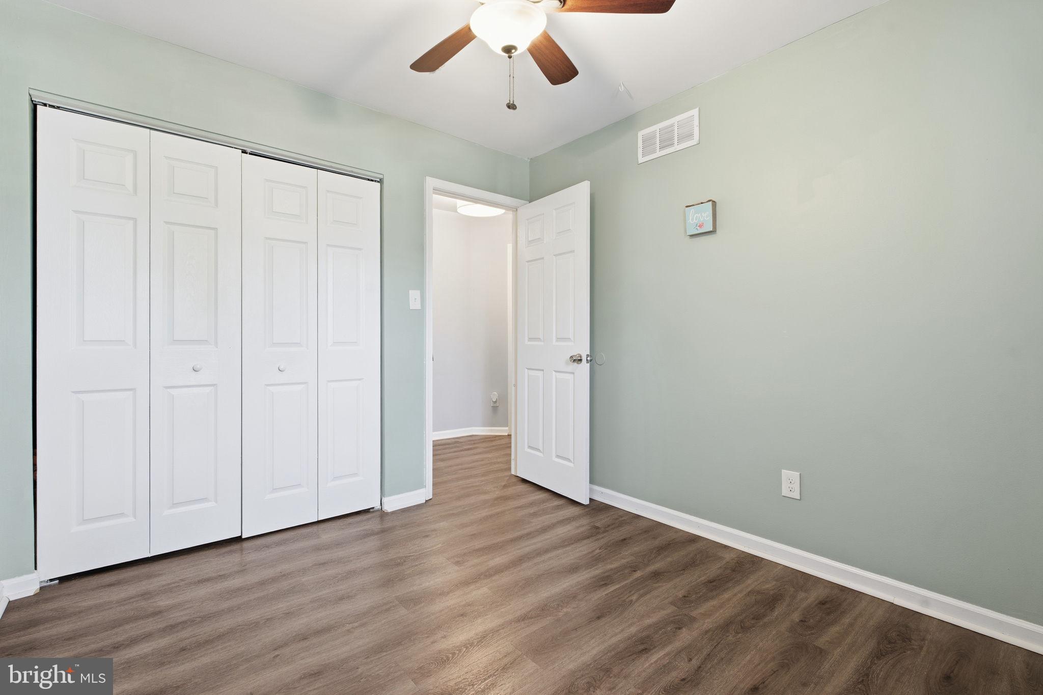 HOLLY HALL - Residential