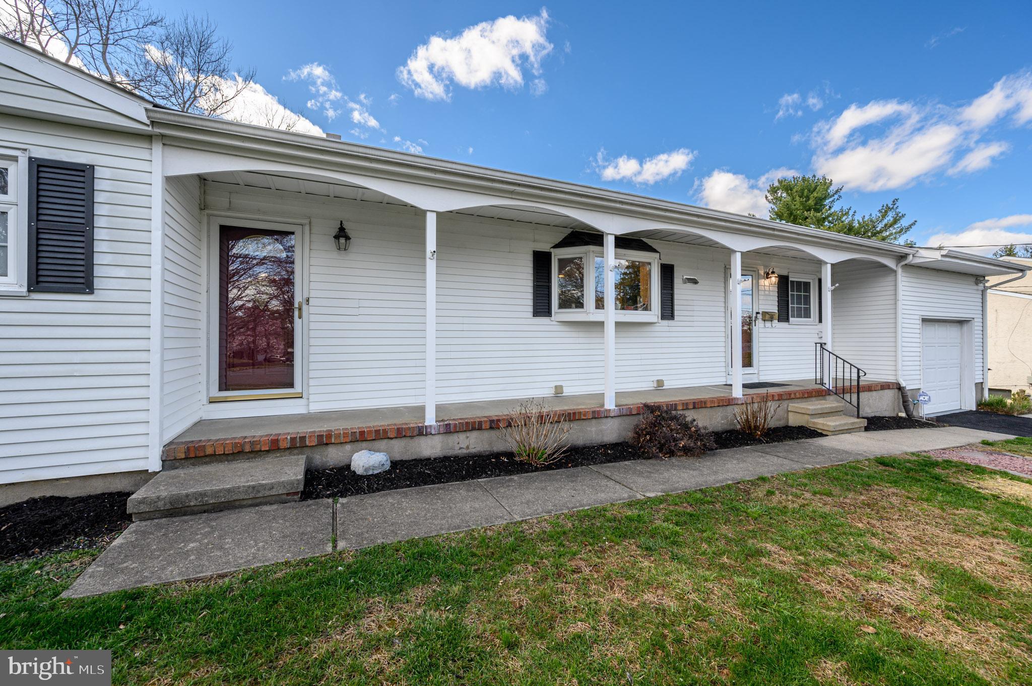 14 TEMPLE TERRACE