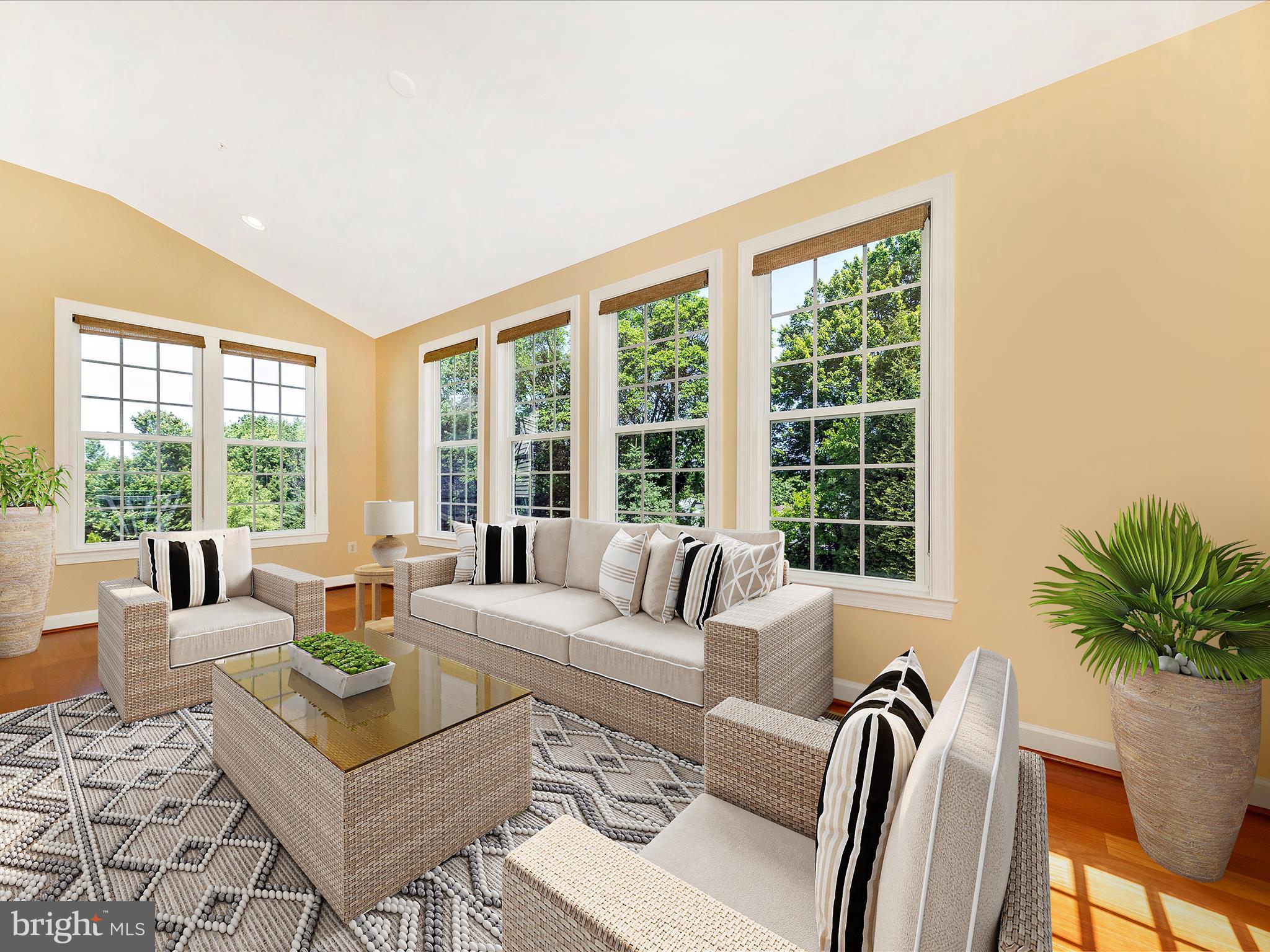 GLENBROOK - Residential