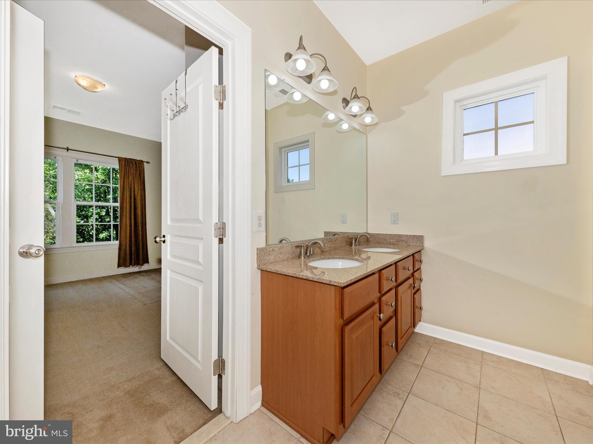 GLENBROOK - Residential