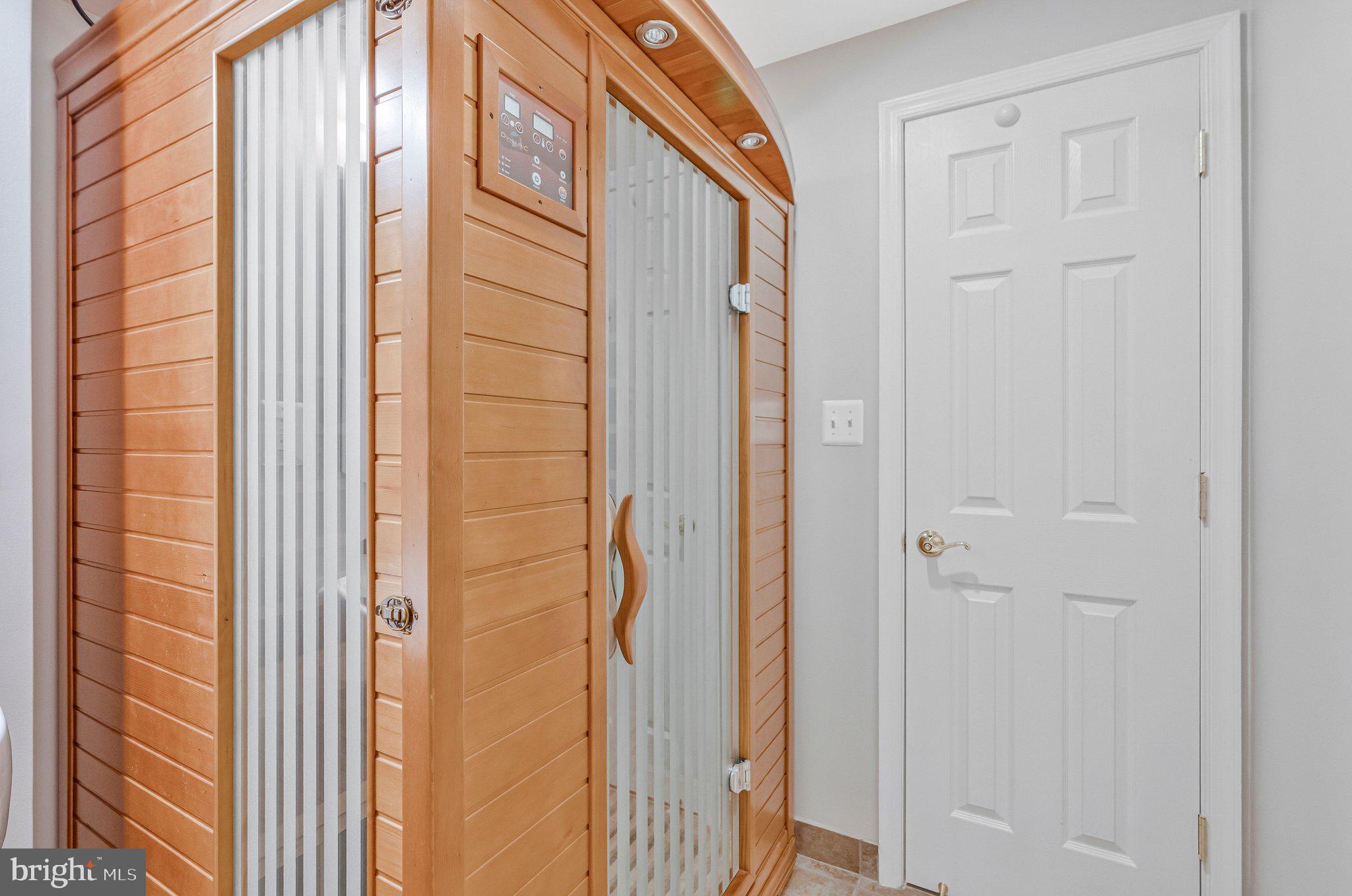 HAYWOOD - Residential