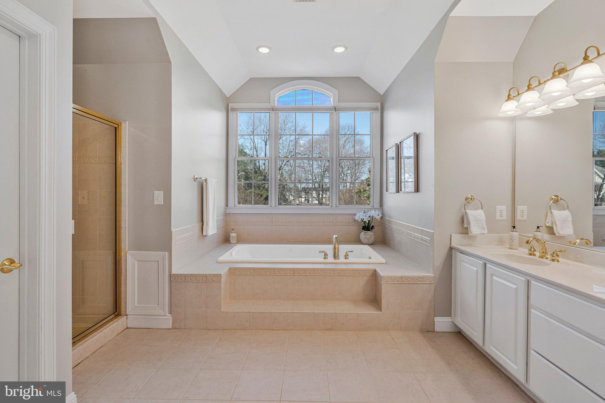 HAYWOOD - Residential