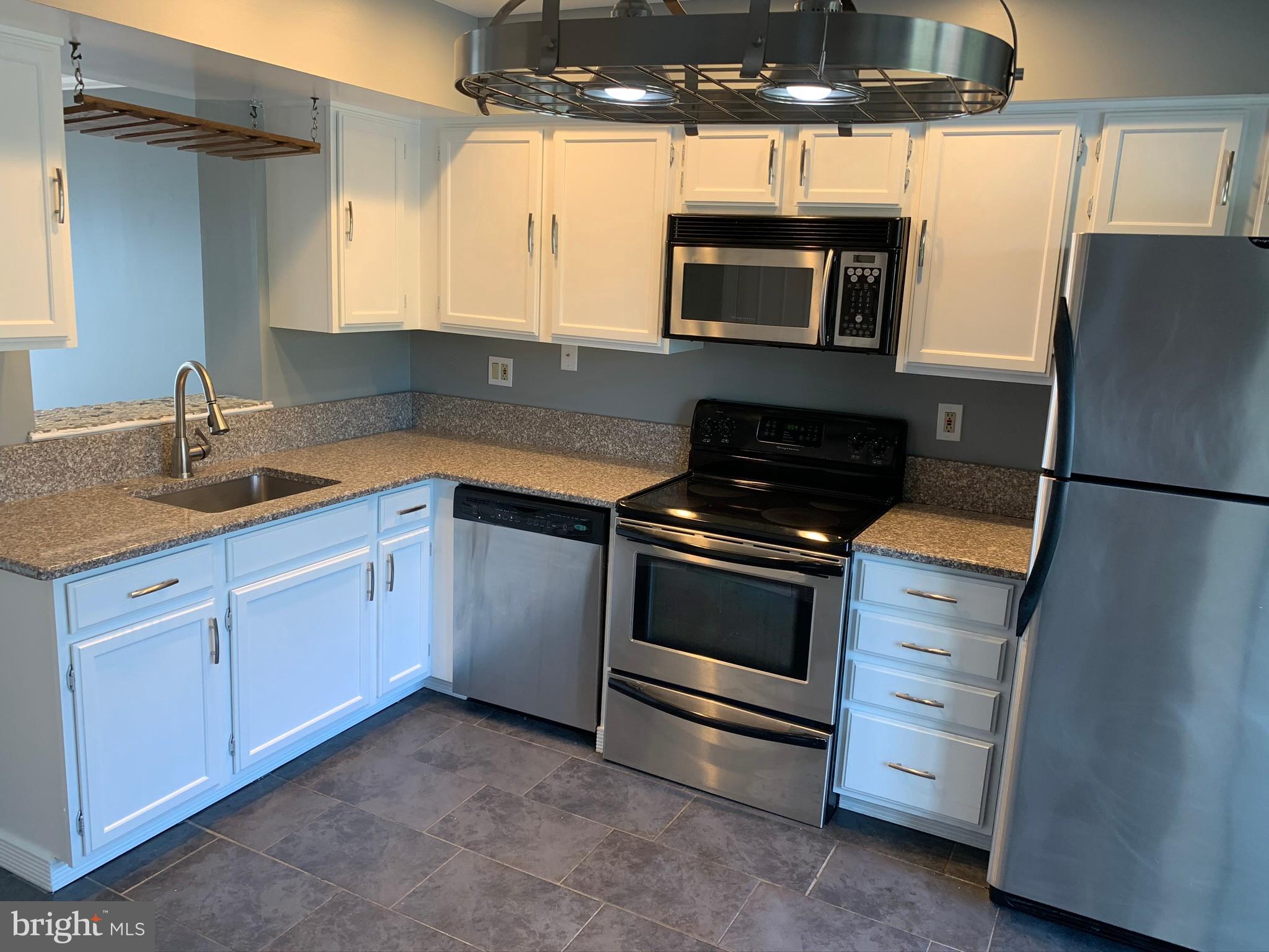 RIVIERA BEACH - Residential Lease