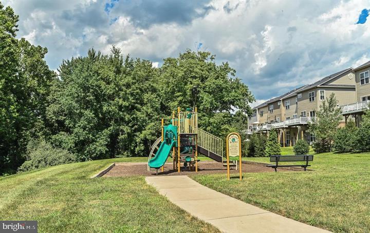 BELMONT RESERVE - Residential