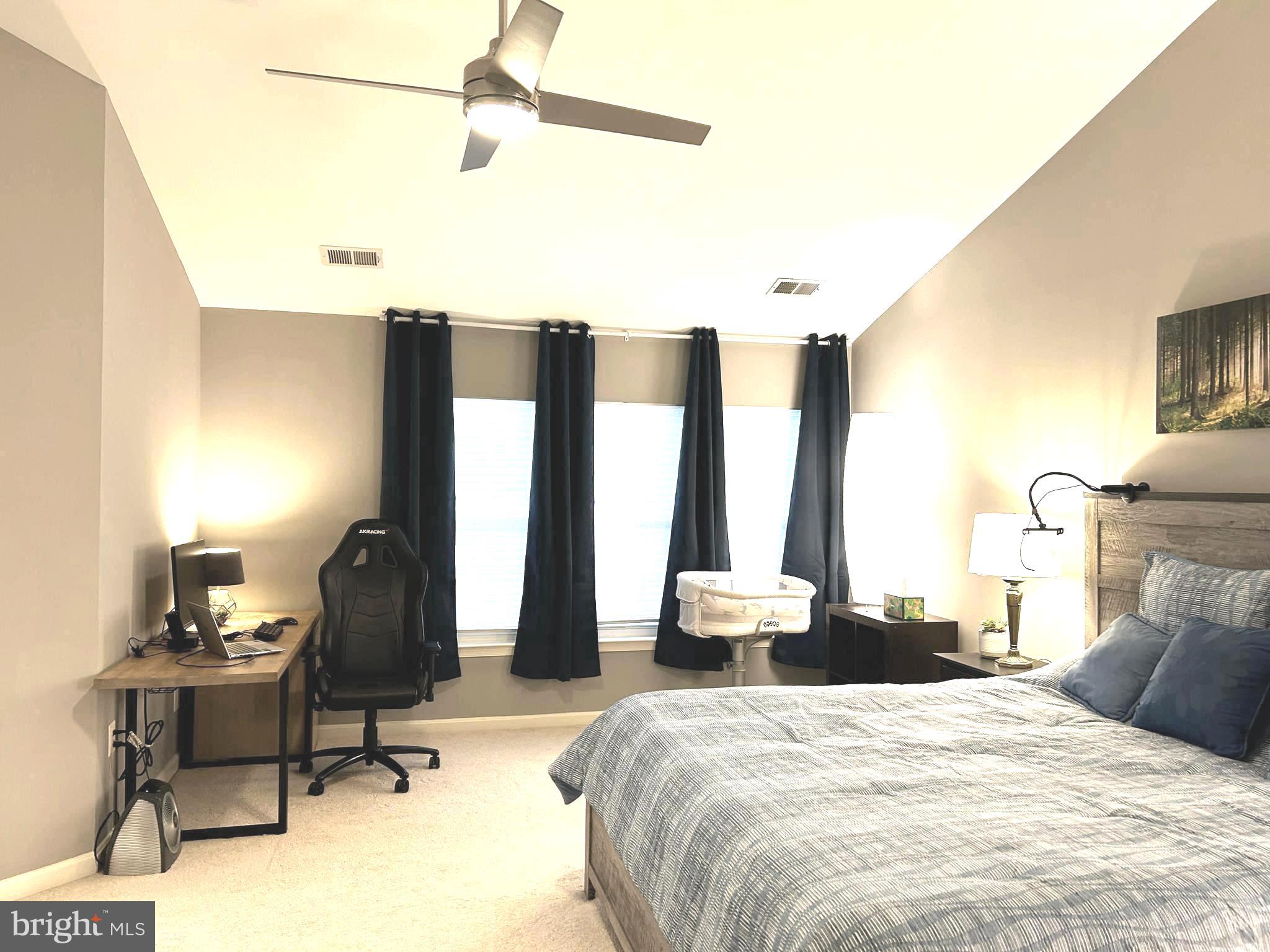 TOWNES OF MANCHESTER WOODS - Residential