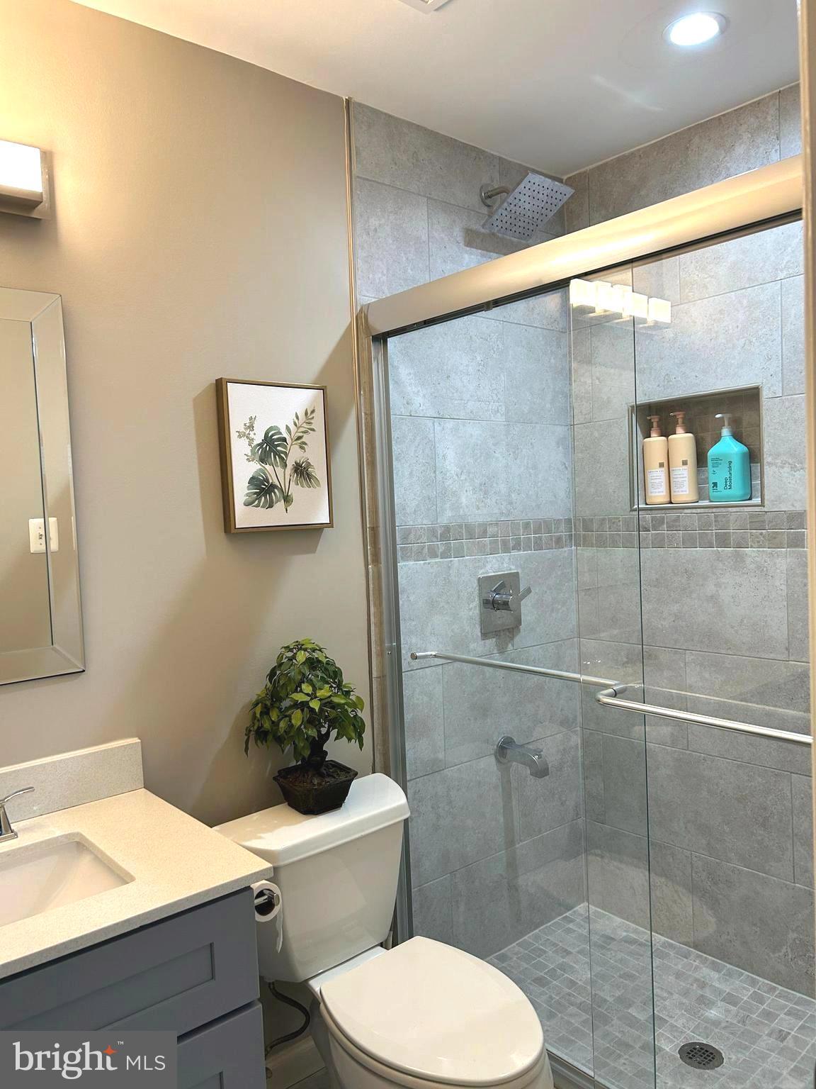 TOWNES OF MANCHESTER WOODS - Residential