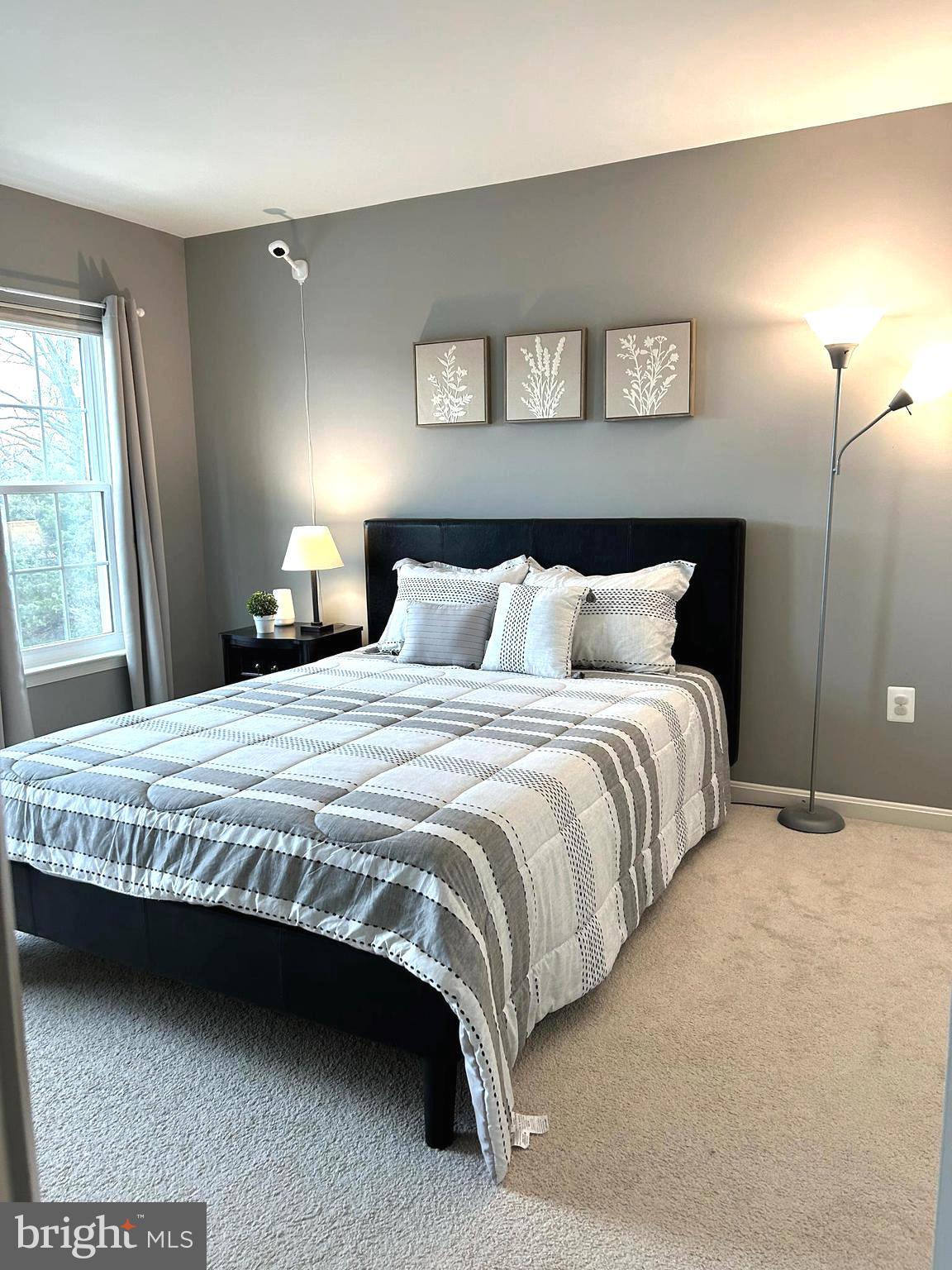 TOWNES OF MANCHESTER WOODS - Residential