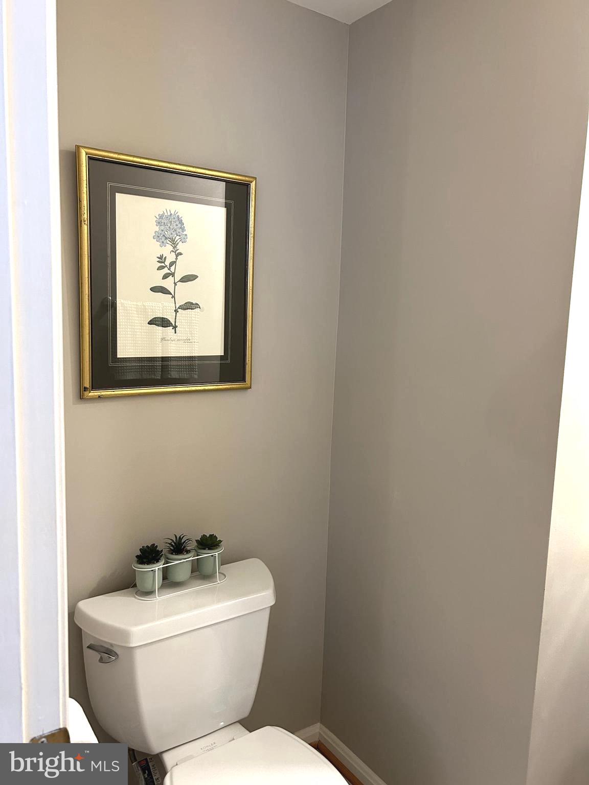 TOWNES OF MANCHESTER WOODS - Residential