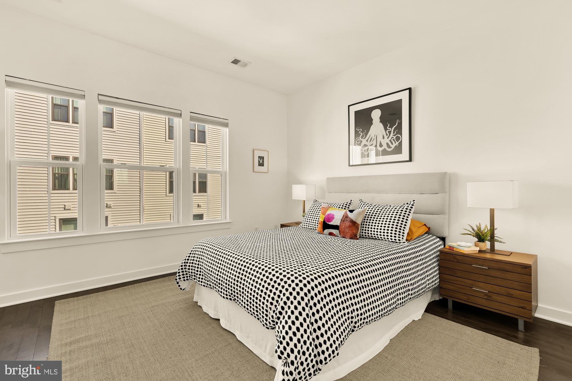 HYATTSVILLE - Residential