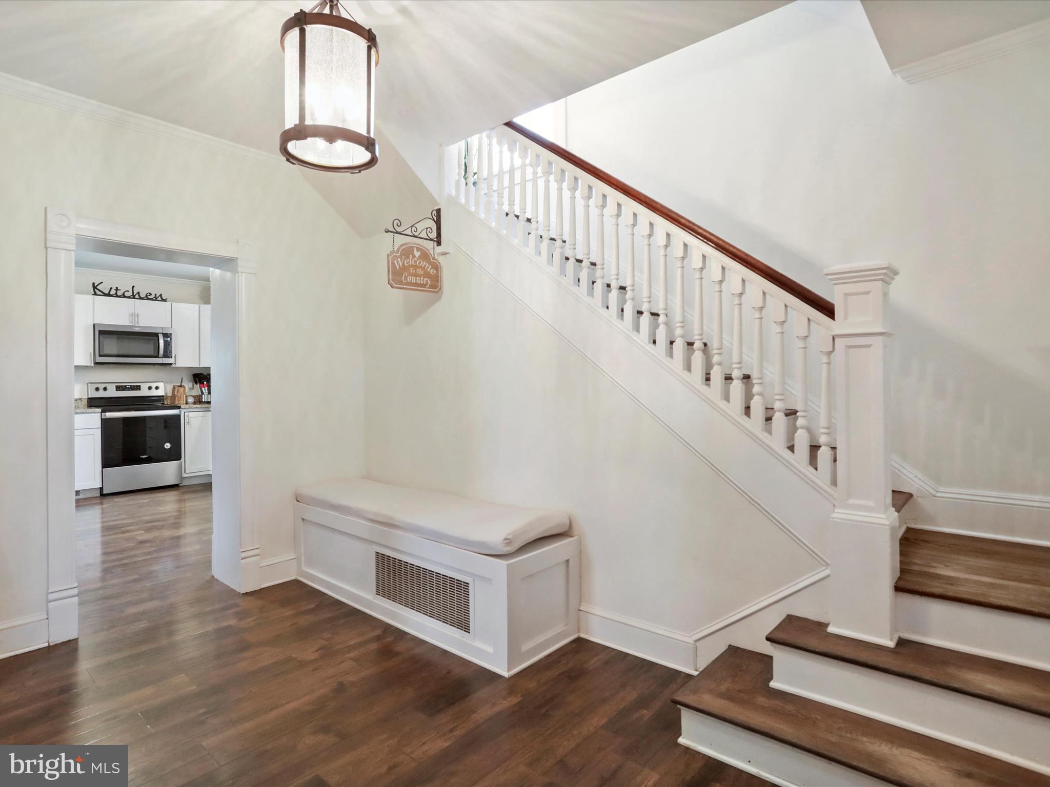 3341 HILLCREST DRIVE