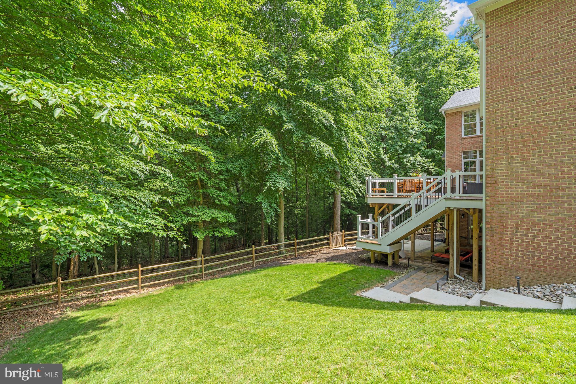 KNOLLWOOD - Residential