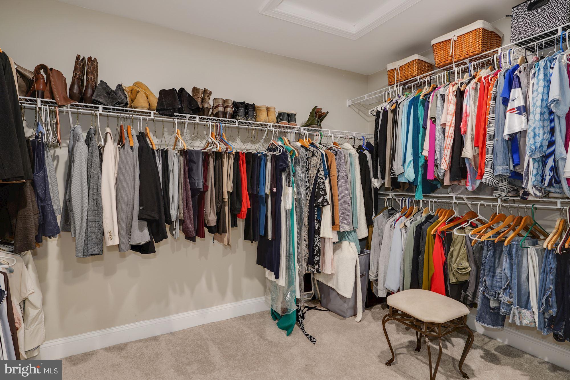 KNOLLWOOD - Residential