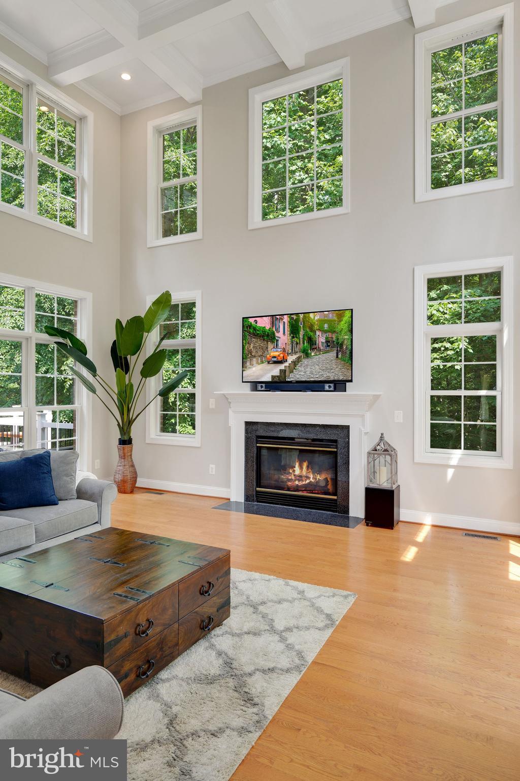 KNOLLWOOD - Residential