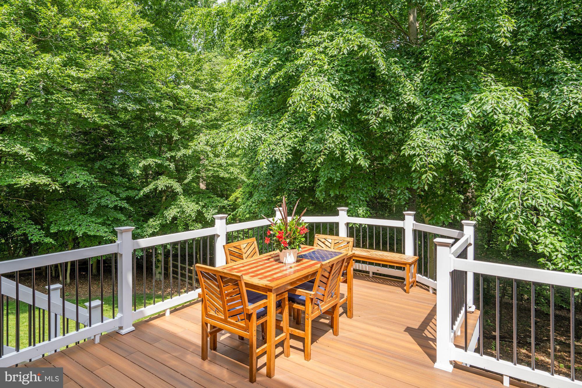 KNOLLWOOD - Residential