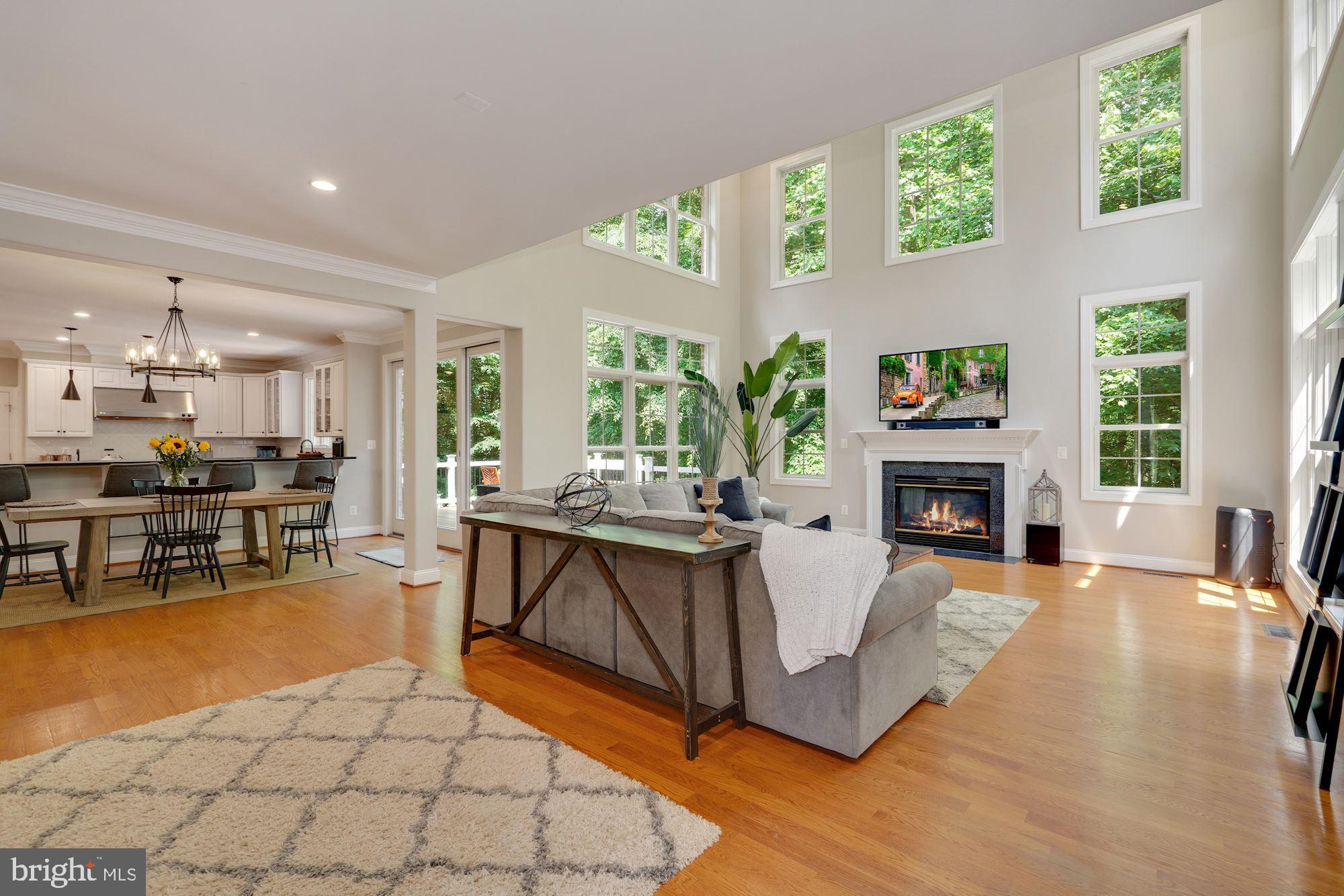 KNOLLWOOD - Residential