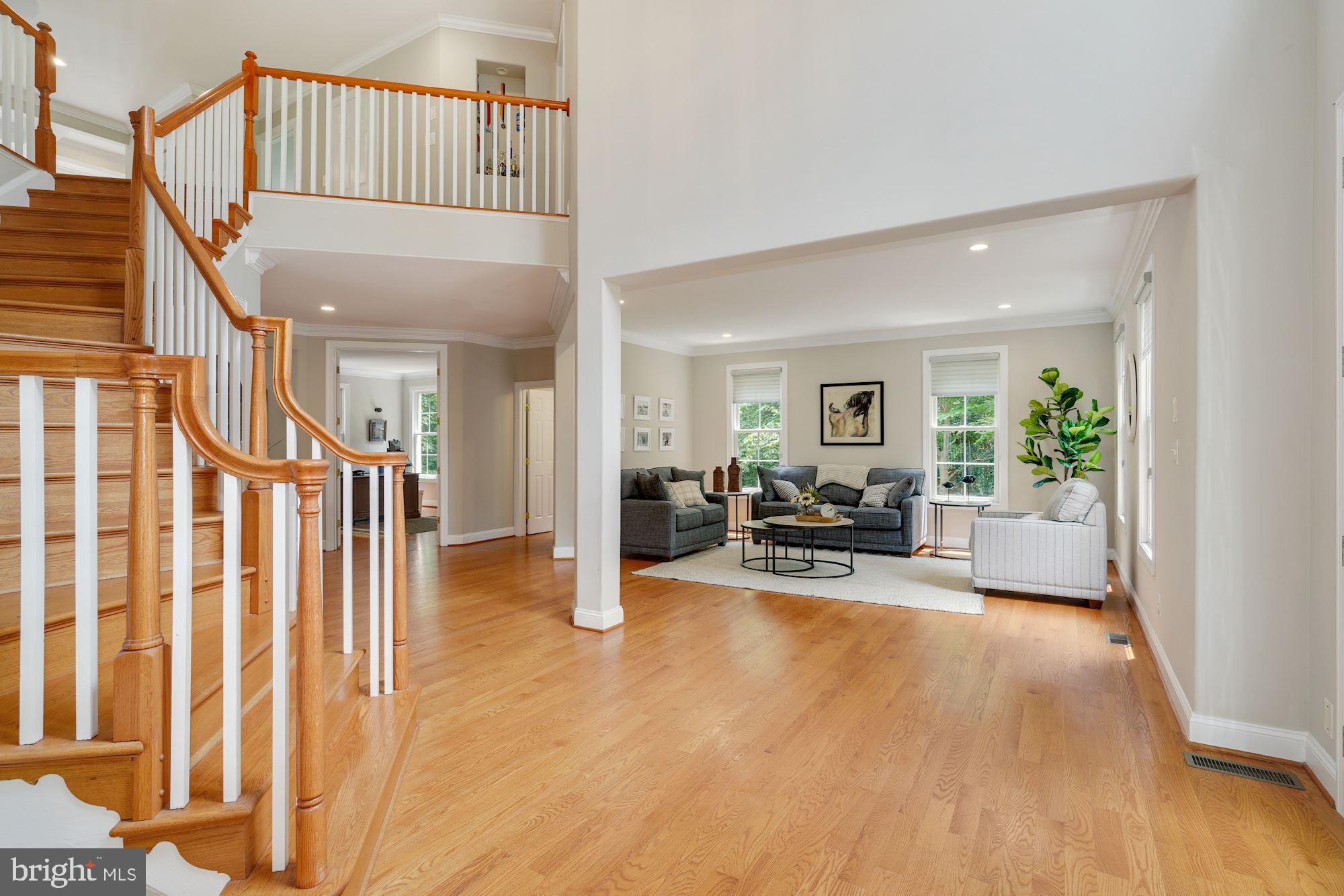 KNOLLWOOD - Residential