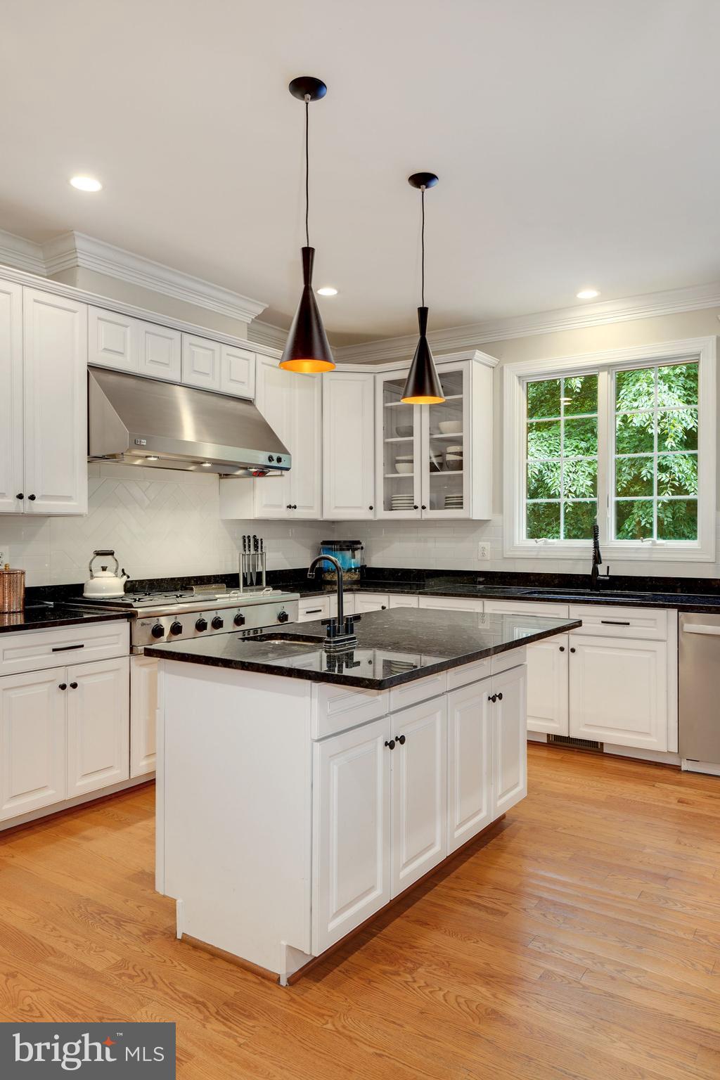 KNOLLWOOD - Residential