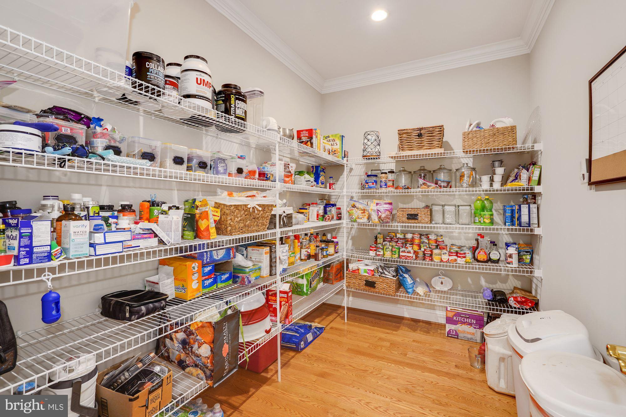 KNOLLWOOD - Residential