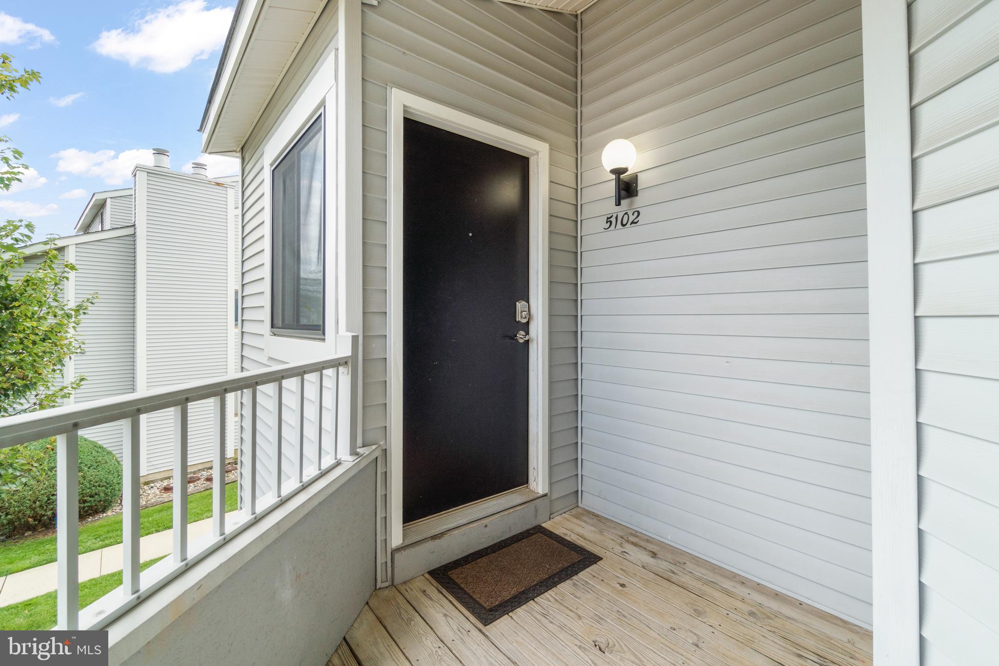 5102 TRACY COURT