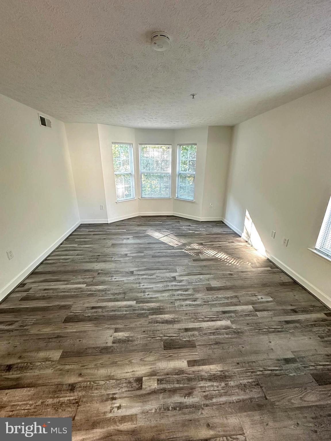 BRINKLEY OVERLOOK - Residential Lease