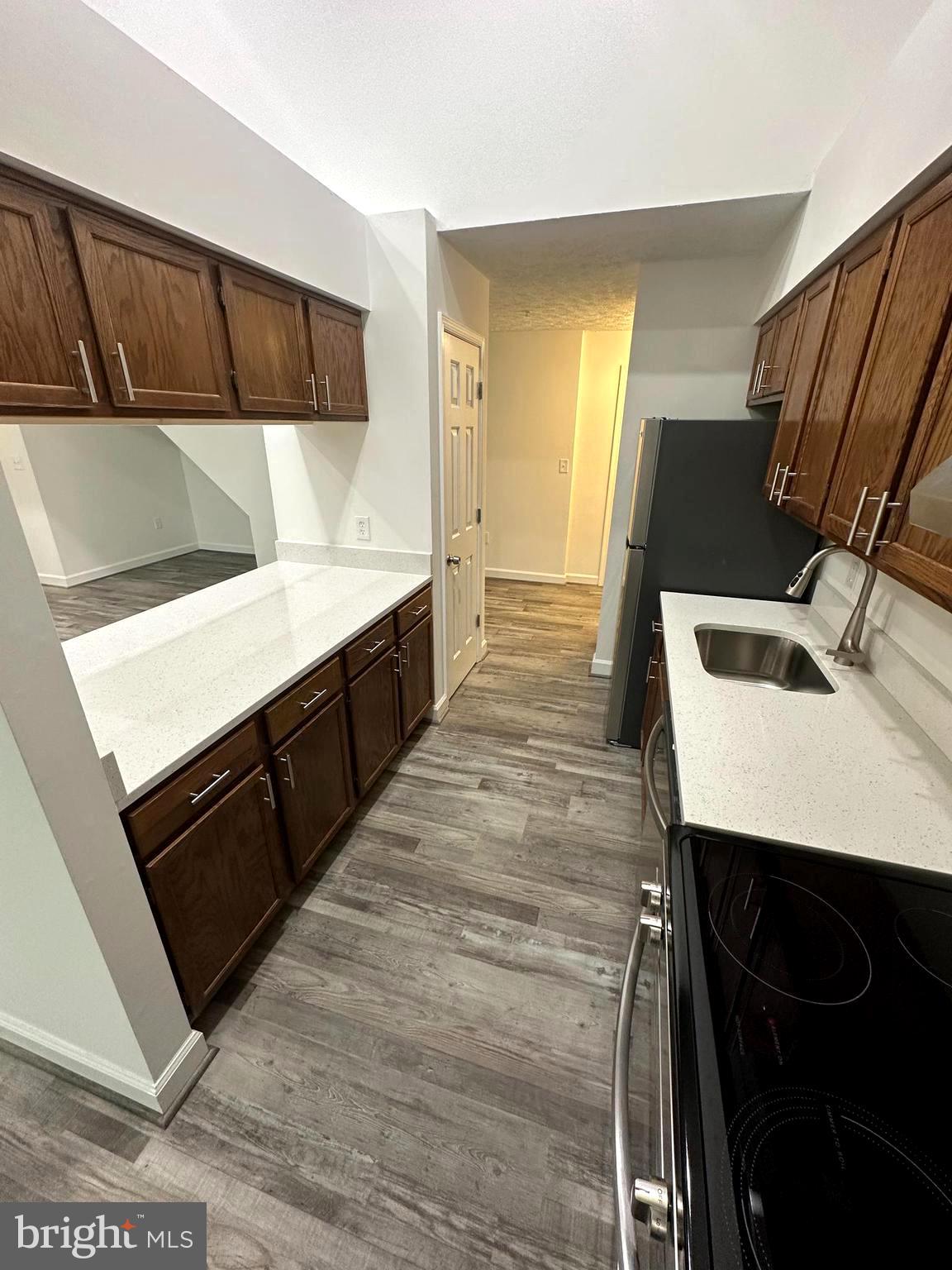 BRINKLEY OVERLOOK - Residential Lease