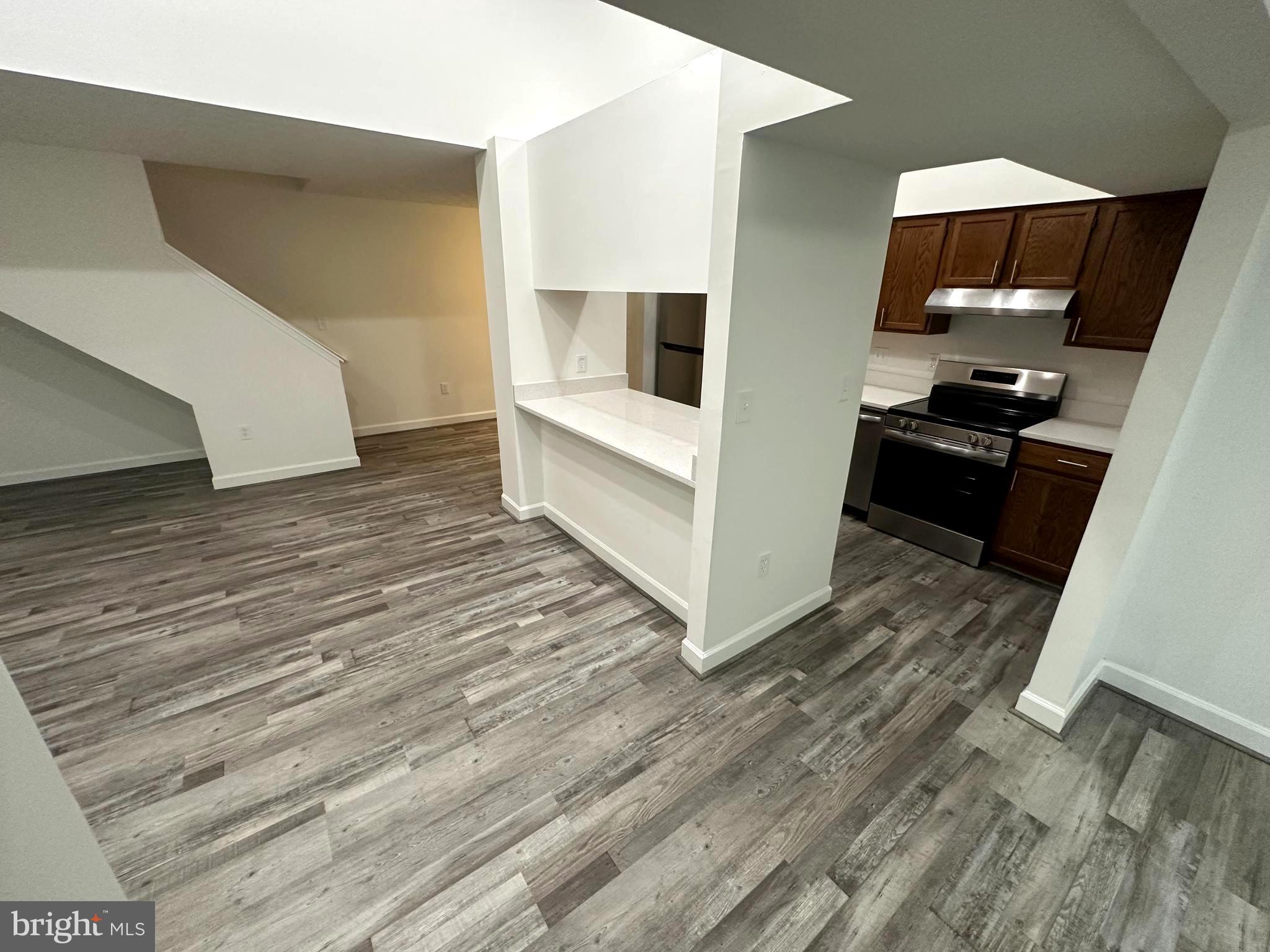 BRINKLEY OVERLOOK - Residential Lease