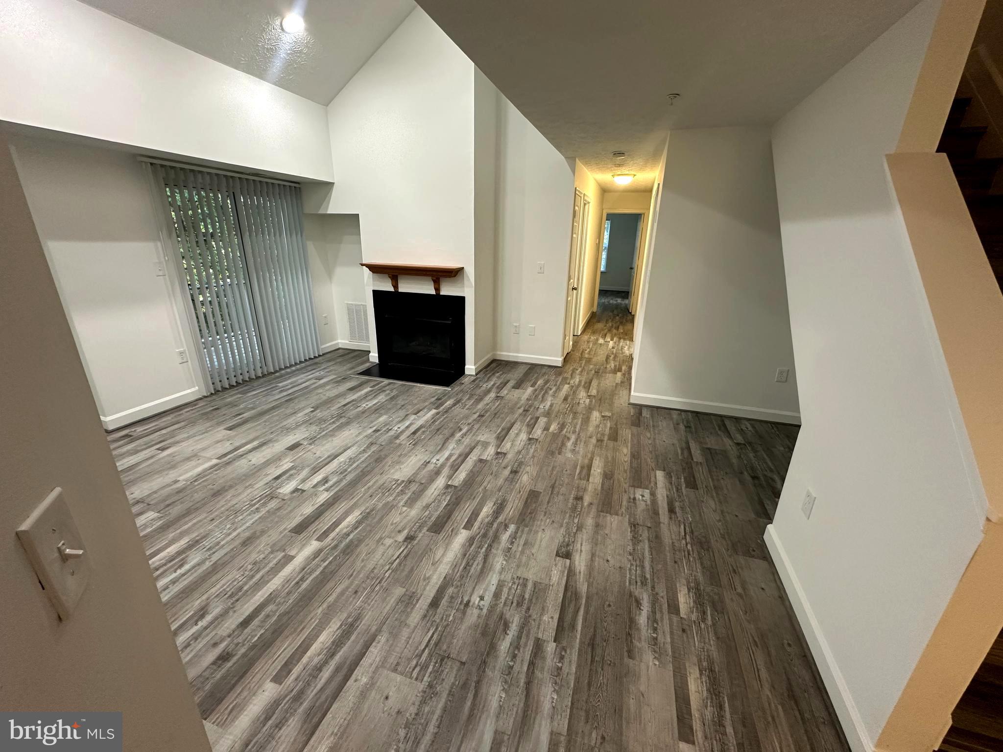 BRINKLEY OVERLOOK - Residential Lease