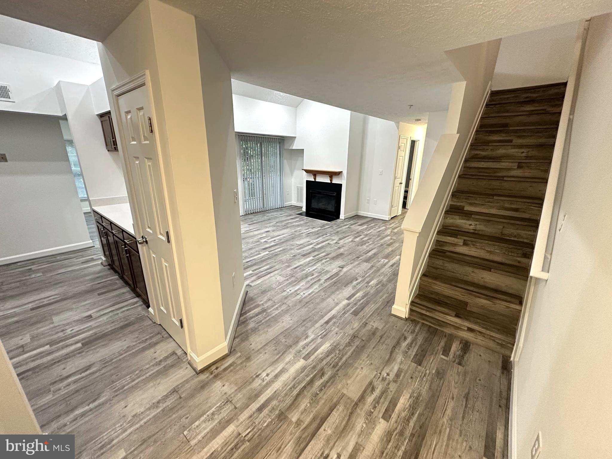 BRINKLEY OVERLOOK - Residential Lease