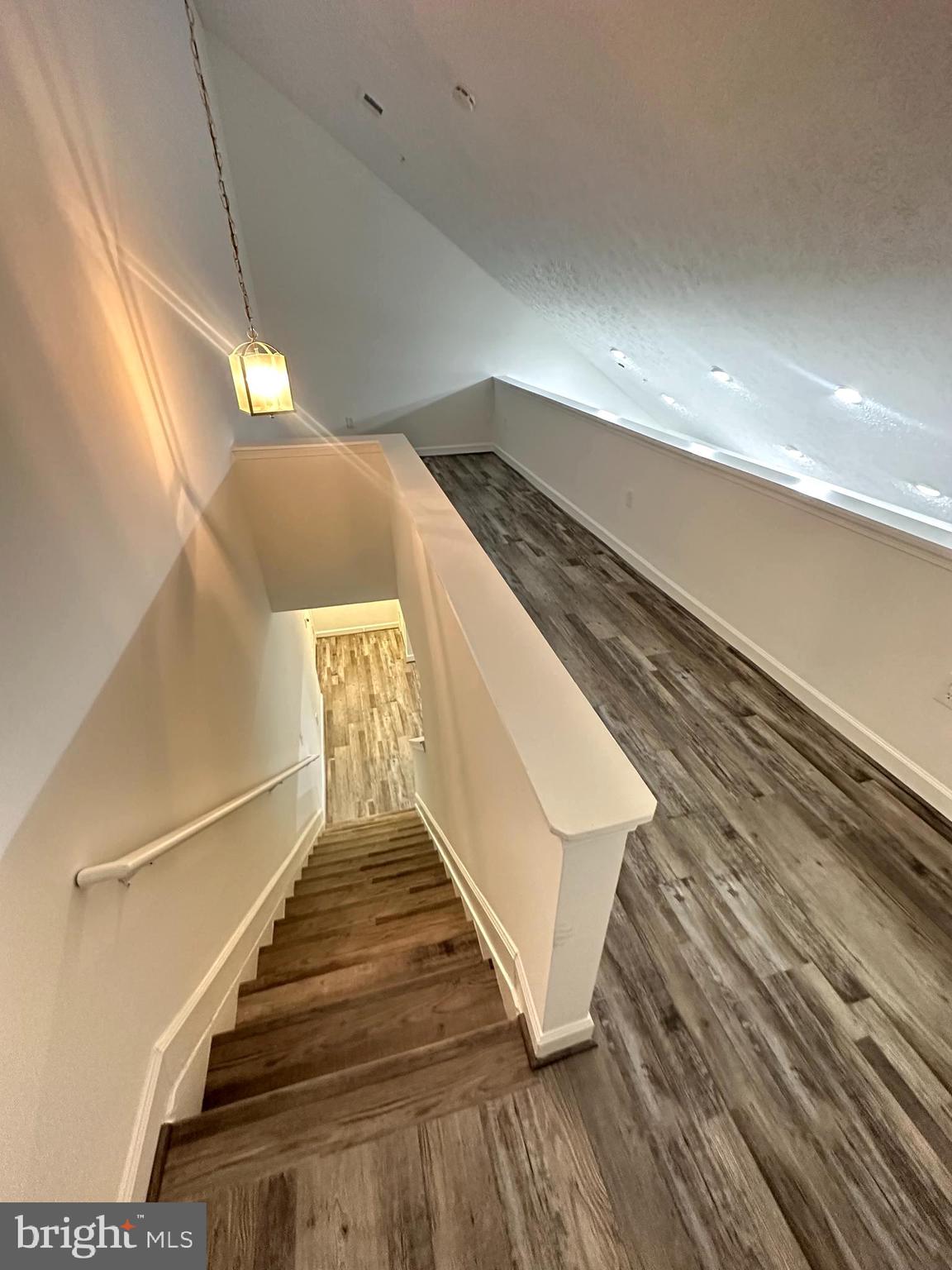 BRINKLEY OVERLOOK - Residential Lease