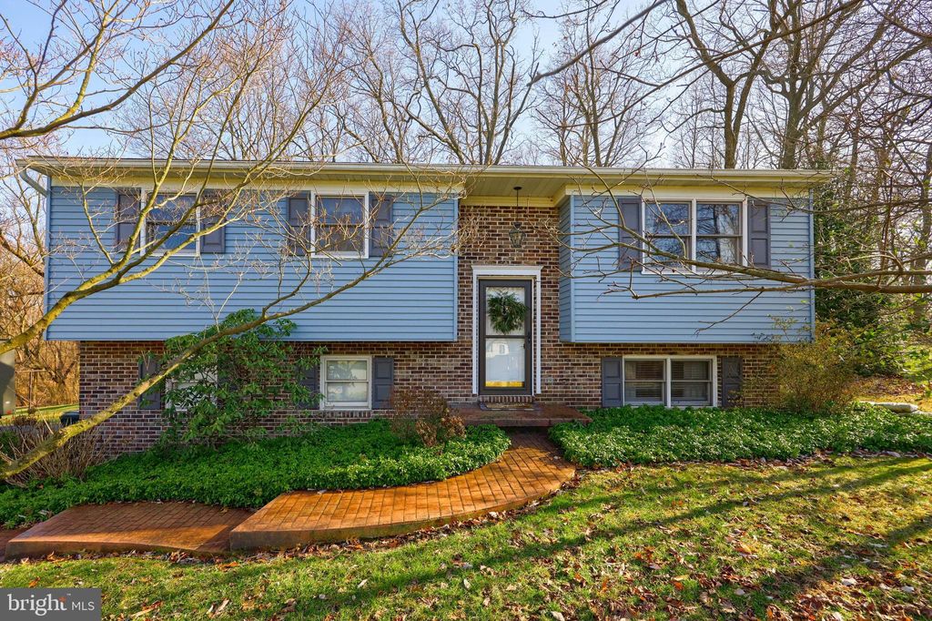Photo of 1069 BLAIRTON CT, MANHEIM, PA 17545 (MLS # PALA2031406)