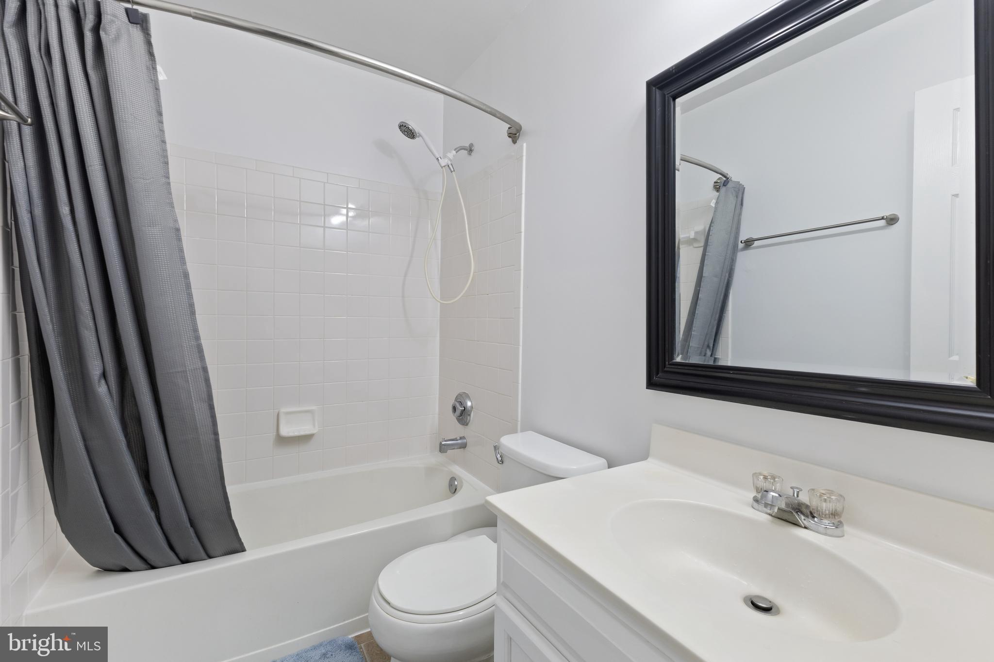 HEATHER GLEN - Residential