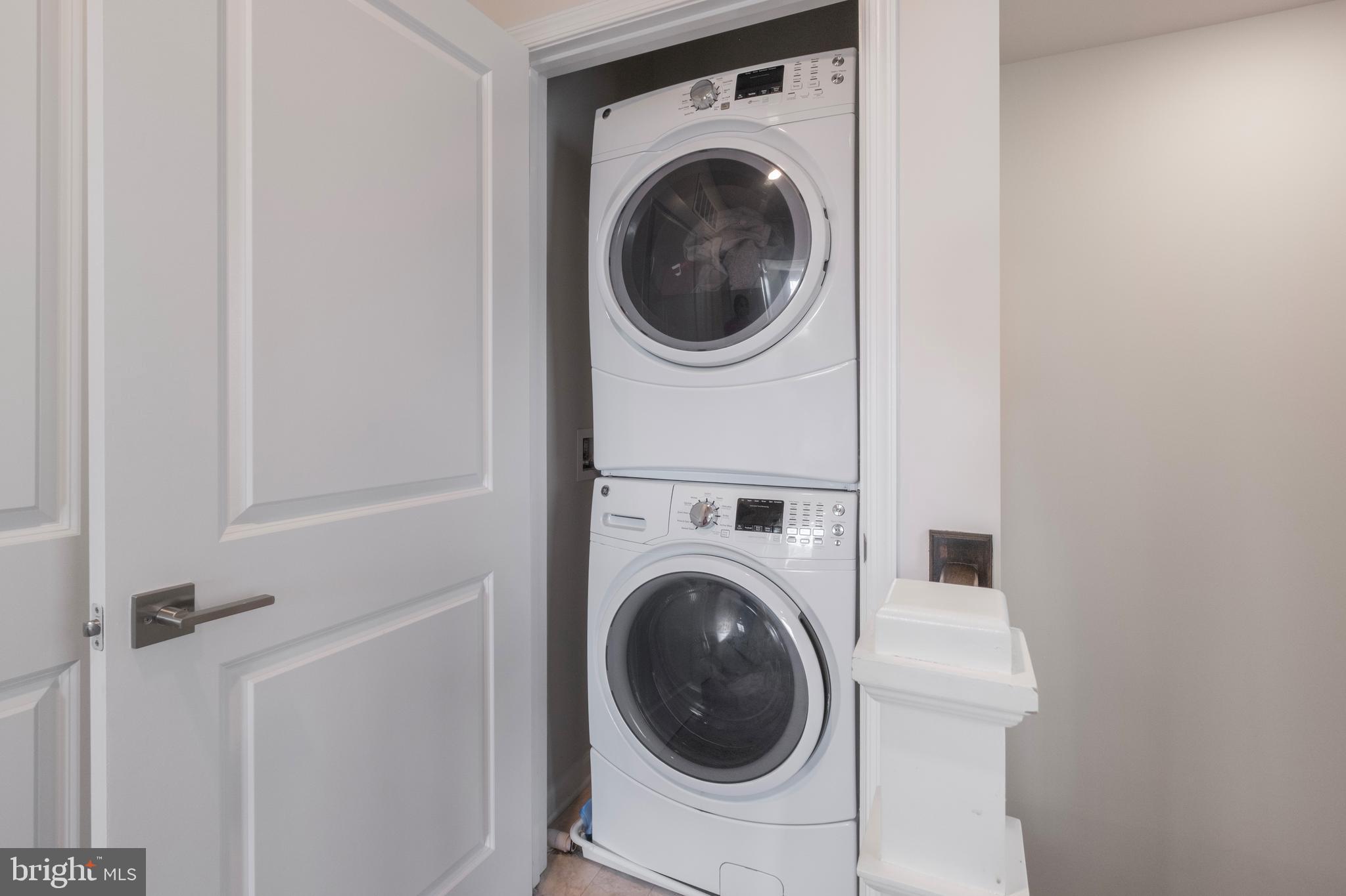 RIDGES AT LOUDOUN VALLEY - Residential