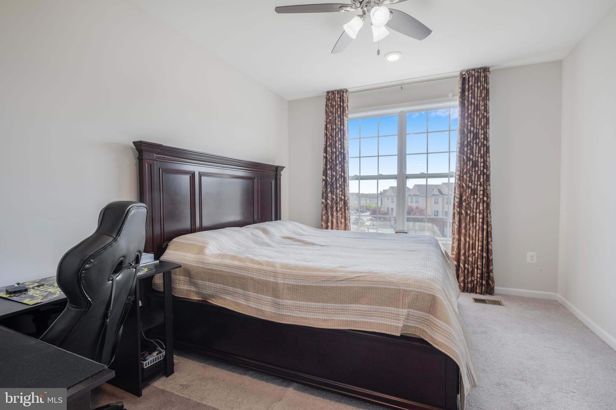 RIDGES AT LOUDOUN VALLEY - Residential