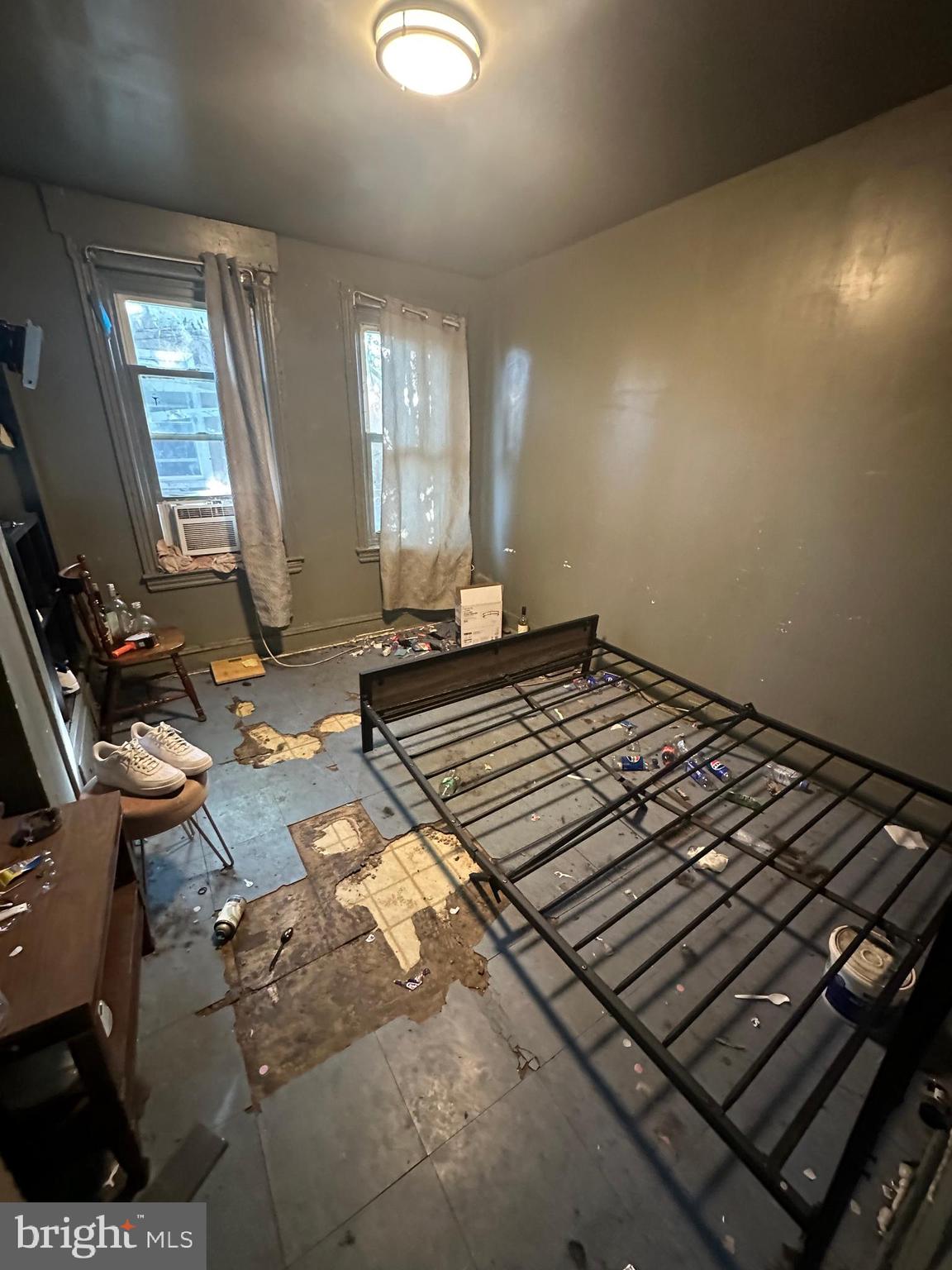 PHILADELPHIA (WEST) - Residential