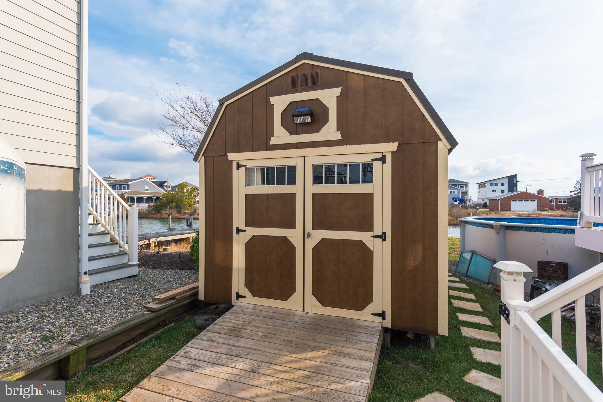 CAPE ISLE OF WIGHT - Residential