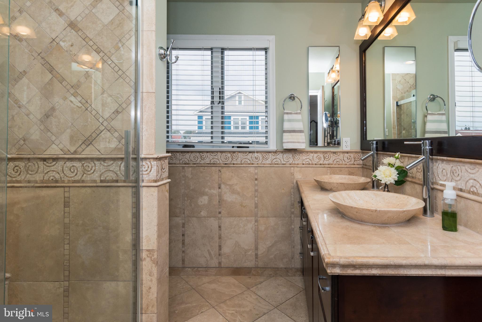 CAPE ISLE OF WIGHT - Residential