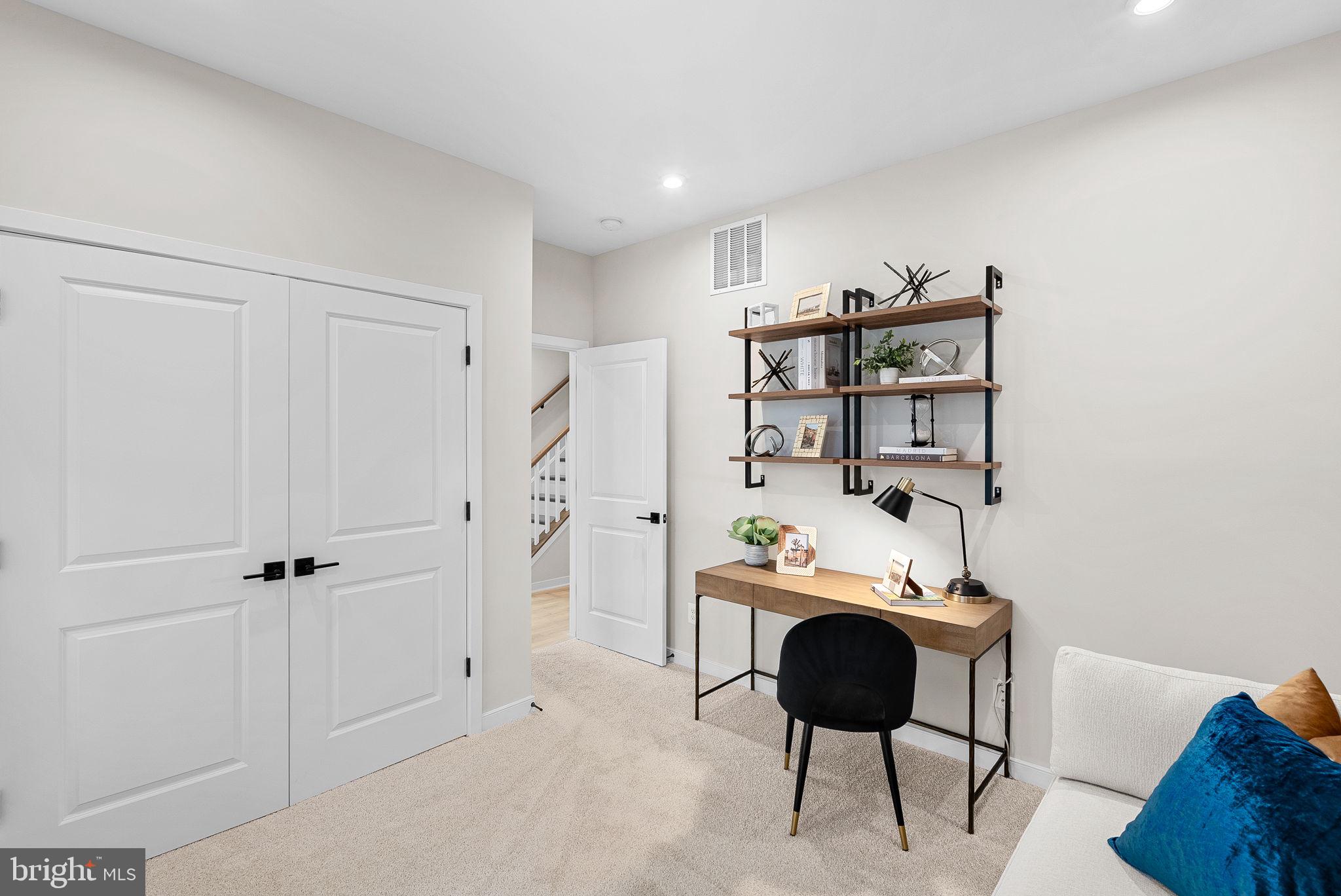 BELMONT PARK - Residential