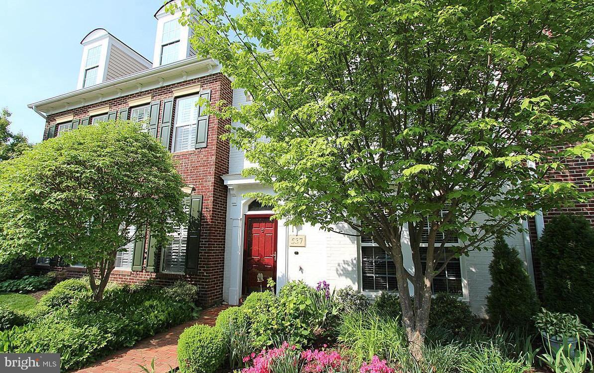 537 LONGHORN CRESCENT