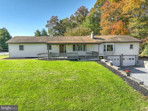 Photo of 708 King Pen Road, Kirkwood, PA 17536 (MLS # PALA2043448)
